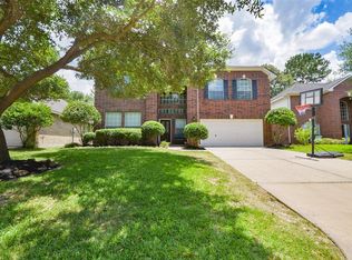 6834 Amber Pine Ct, Humble, TX 77346