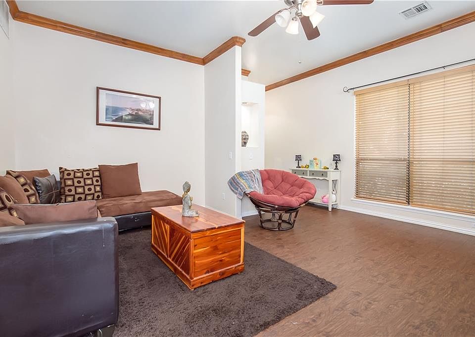 1st image of 2804 Tealwood Dr