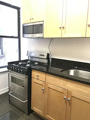 Rented by Beekman Street Realty | media 5