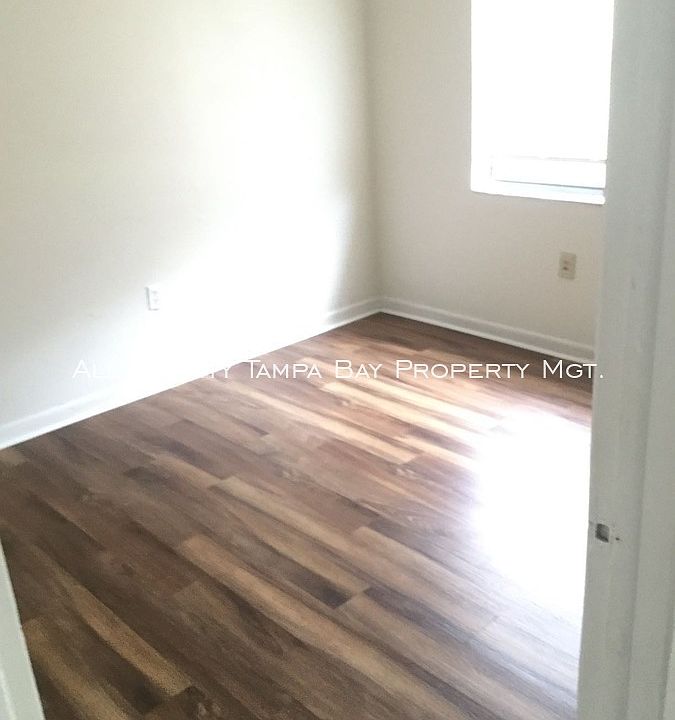 1st image of 804 E 114th Ave #B