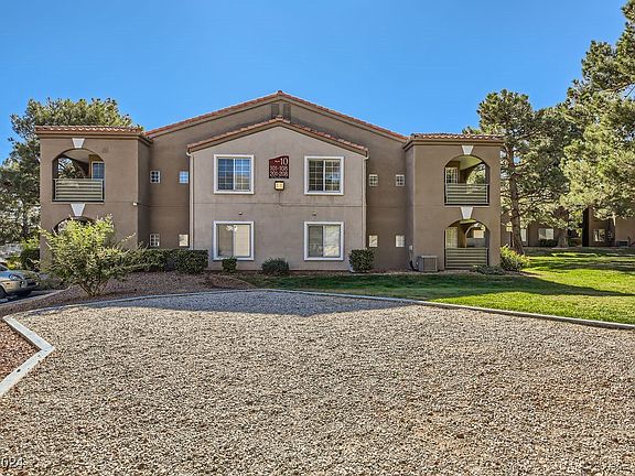 2nd image of 2121 Blue Breeze Dr Unit 205