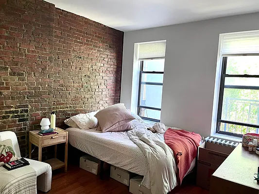 Rented by Corcoran | media 10