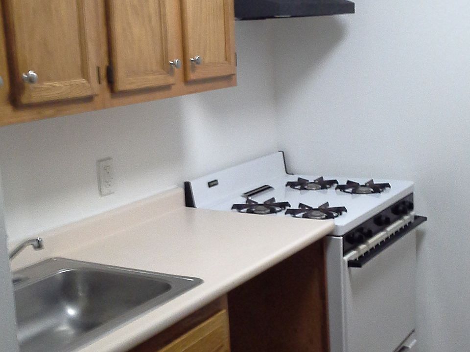 1st image of 201 Saratoga Ave #1