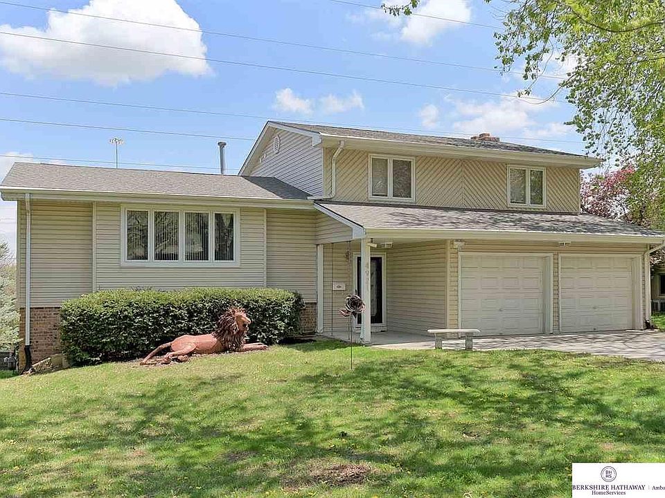 1st image of 4921 Eastridge Dr