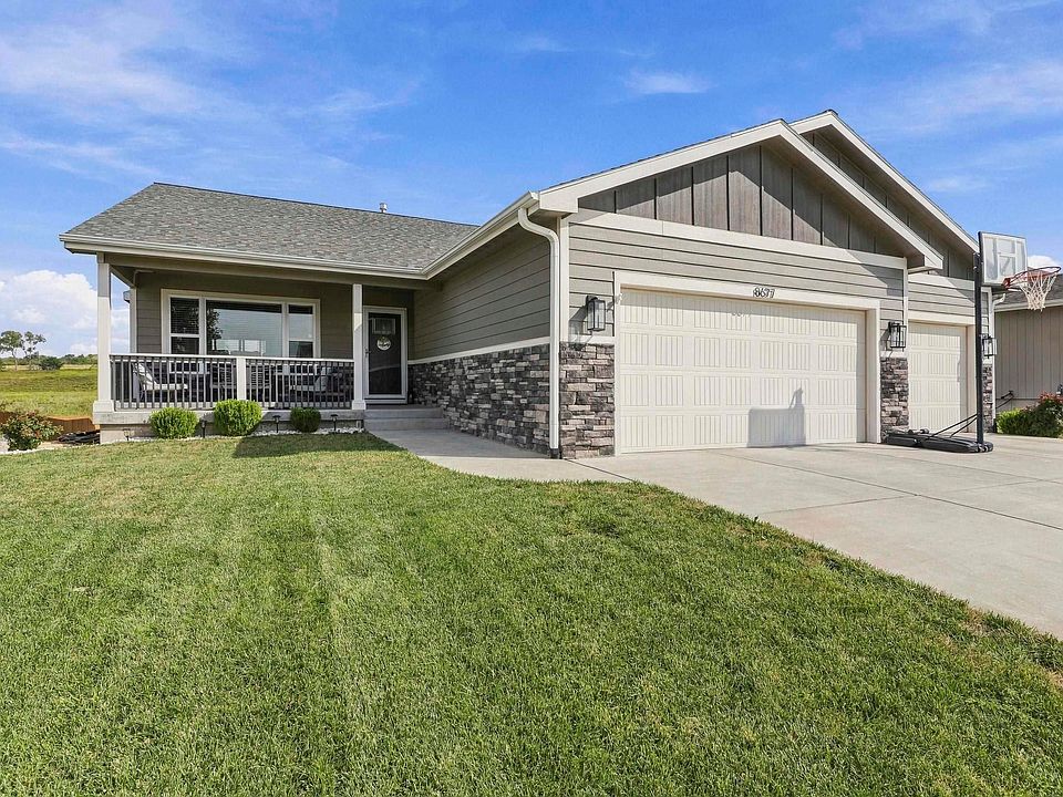 1st image of 8677 Kinzie Jos Way