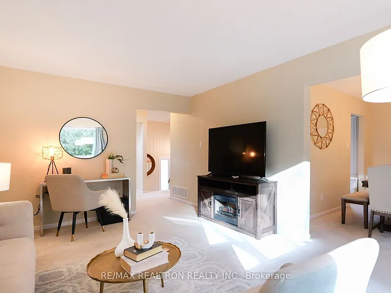 122 Rutledge Ave — Photo 32