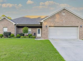 1804 Milburn Dr, Benton, AR 72015