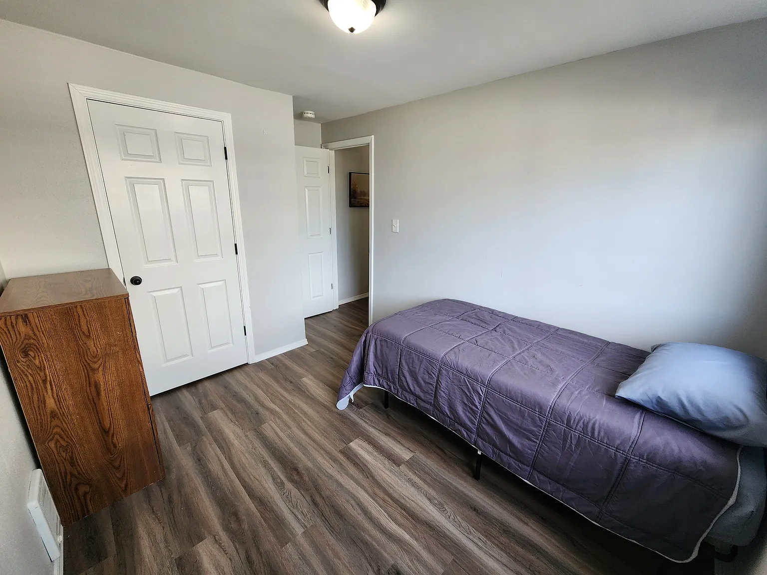 3 bed, 1562 sqft, $1,000 — Photo 2
