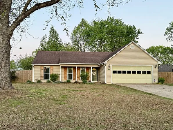 216 Auburn Ave, Dyersburg, TN 38024
