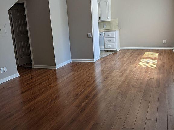 2nd image of 12835 Kling St #101