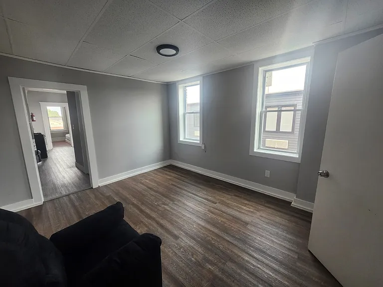 64 Hamilton Ave #6E — Photo 5