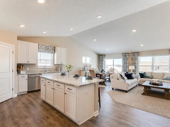 5179 Mustang Ct, Woodbury, MN 55129