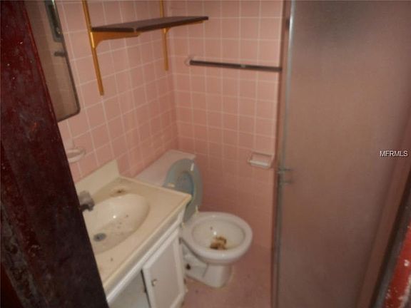 5th image of 12329 Loranza Ave