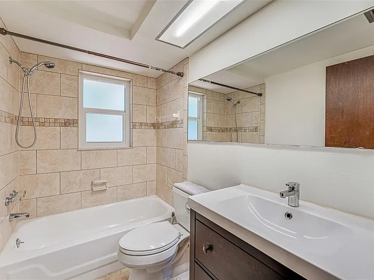 7144 Kapp Ct — Photo 10