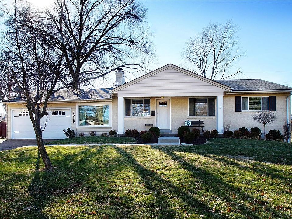 Fabulous Ranch Home - 1019 Dickson Street