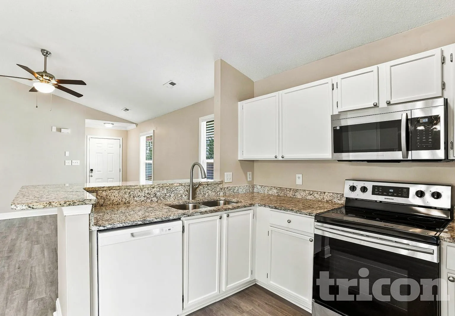 11608 Stewarts Crossing Drive Charlotte NC — Photo 4