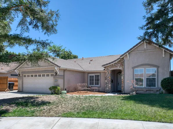 4829 W Cherry Court, Visalia, CA 93277