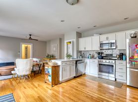 279 Main St, Charlestown, MA