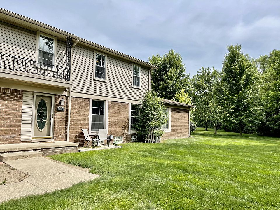 1st image of 28326 Coventry Ct