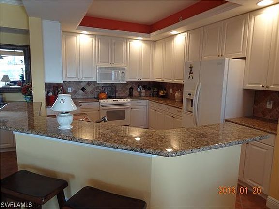 4th image of 337 Vintage Bay Dr Unit 17