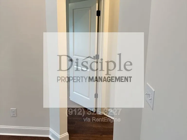 15 Ennis Rd — Photo 27