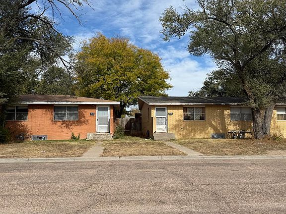 2nd image of 905 Howerton Pl