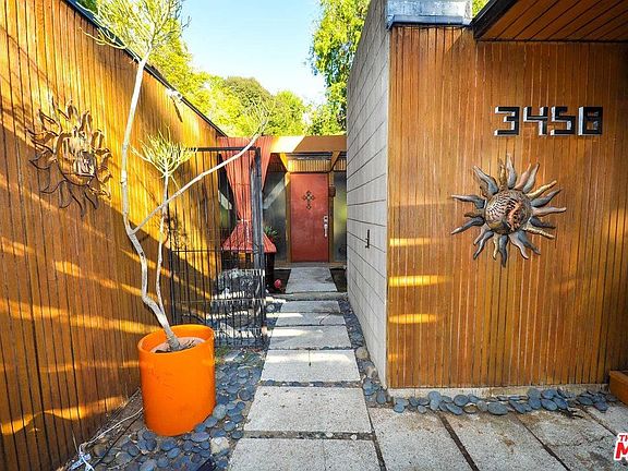 4th image of 3458 Adina Dr