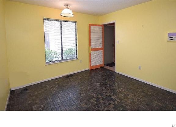 2nd image of 1730 Holly Walk Dr