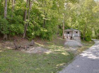 1144 E 500th Ave, Hillview, IL 62050