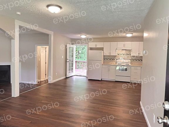 5th image of 673 Jeb Stuart Dr