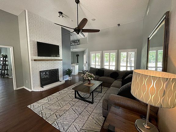 3rd image of 1303 Spyglass Dr