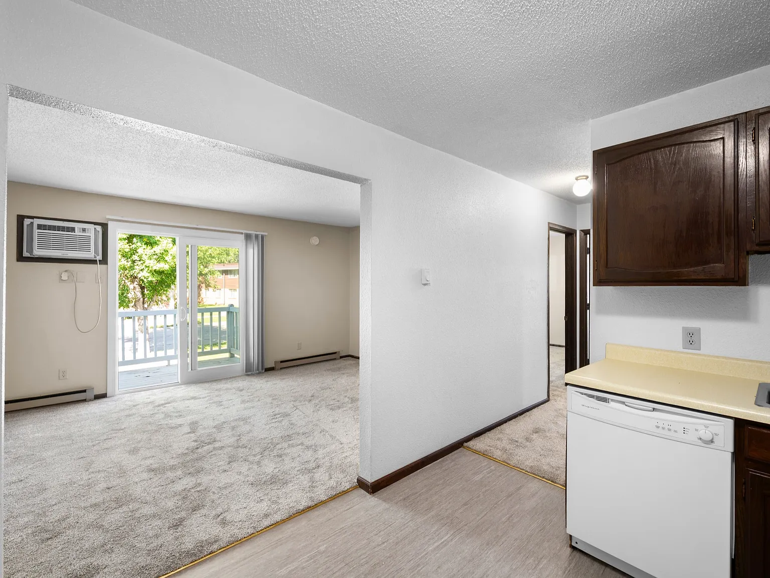 1717 Continental Dr — Photo 2