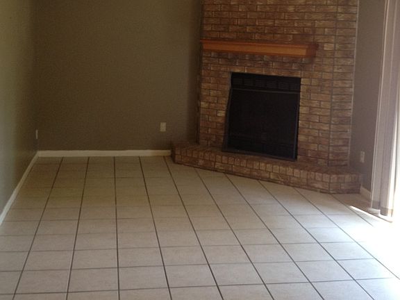 3rd image of 3356 Pine Grove Dr