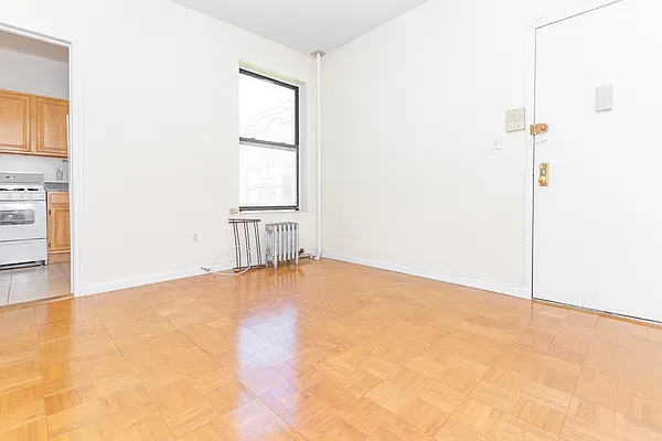 Rented by MySpaceNYC | media 8