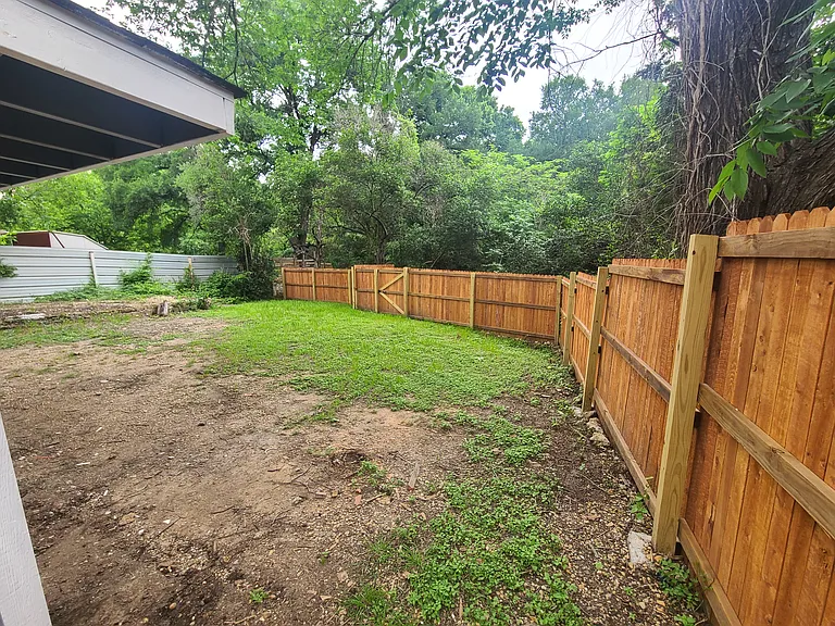 917 W Clarendon Dr — Photo 17