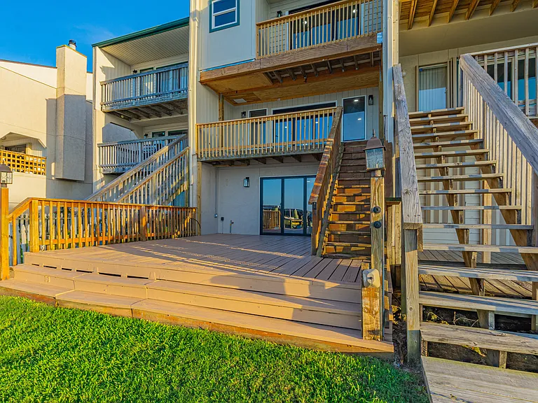 810 Eglin Pkwy NE #12 — Photo 30