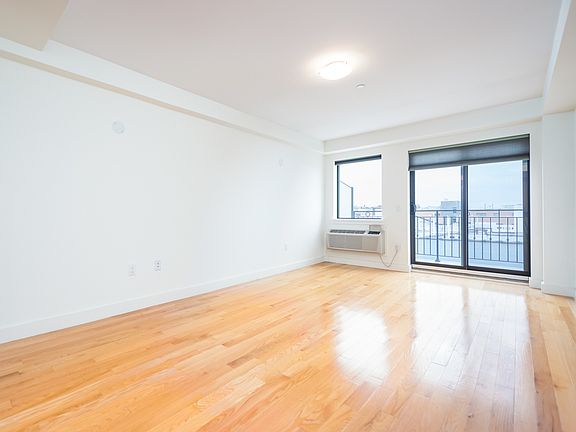 2nd image of 31-35 31st St #612