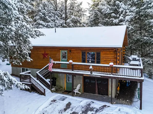 36 Grove Street, Chestertown, NY 12817