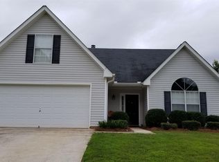 102 Calico Loop, Grantville, GA 30220