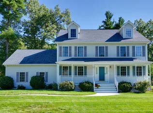 14 Vineyard Rd, Westford, MA 01886