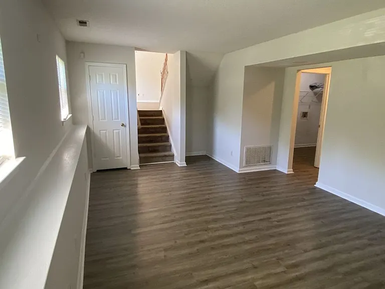 3122 Periwinkle Ct — Photo 21