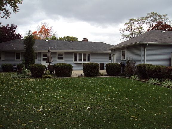 5th image of 515 E Lane Dr
