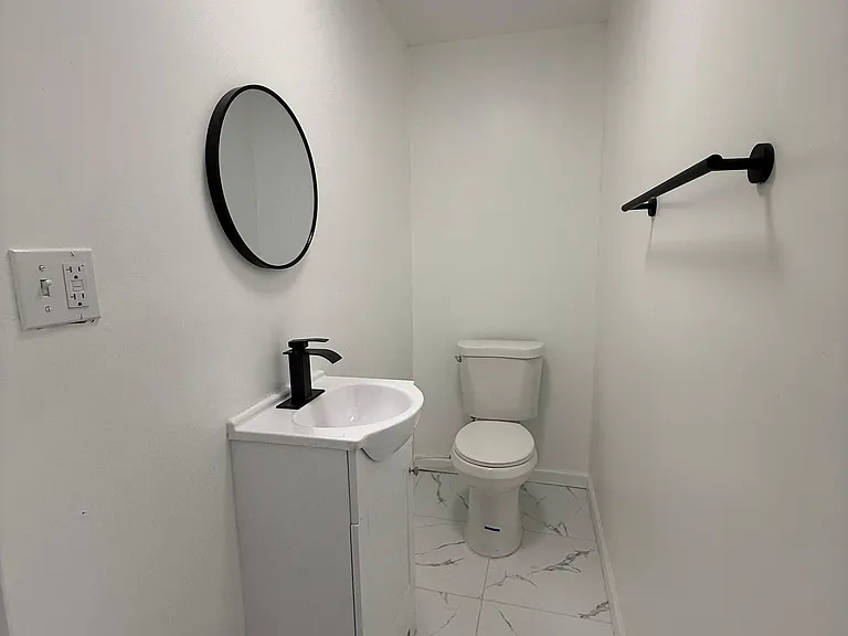 387 Avon Ave #2 — Photo 5