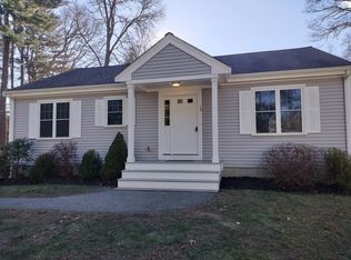 16 Annawon Dr, Halifax, MA 02338