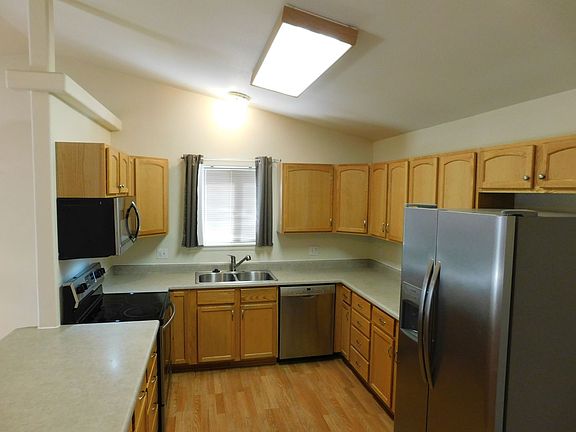 5th image of 2989 Summerbrook Dr