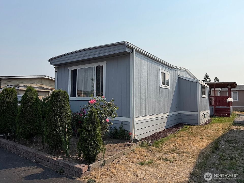 1st image of 210 37th Street SE #105