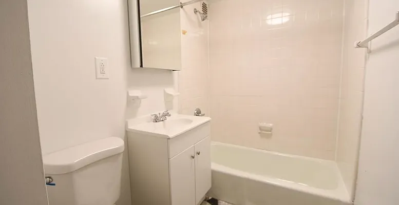 Rented by Compass | media 7