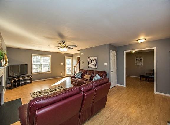 5th image of 11513 Saint Audries Dr
