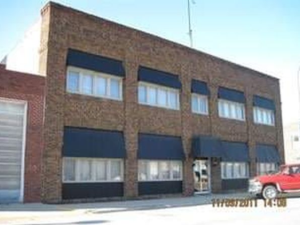 450 N Main St #4