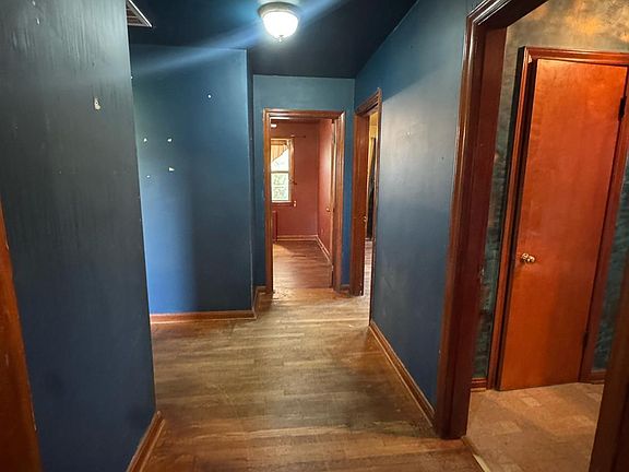 2nd image of 1915 S Coolwell Rd